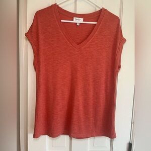 Jessica Simpson Womens Medium Orange-Red Cap Sleeve Relaxed V-neck shirt